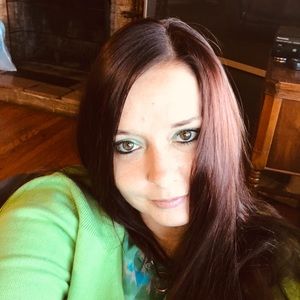 Meet your Posher, Debra